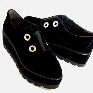 Donna Karan Platform Velvet Shoes Size 9 DKNY